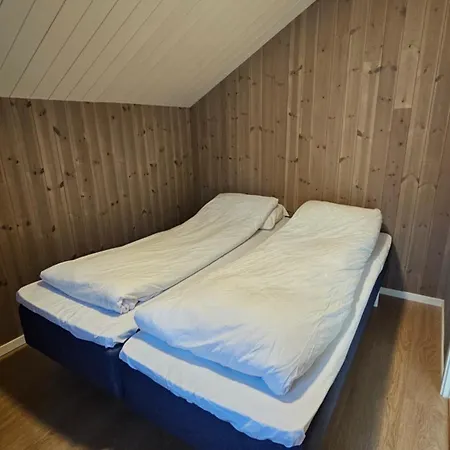 Lofoten Seaview Cabin, Finnvika 펜션 *